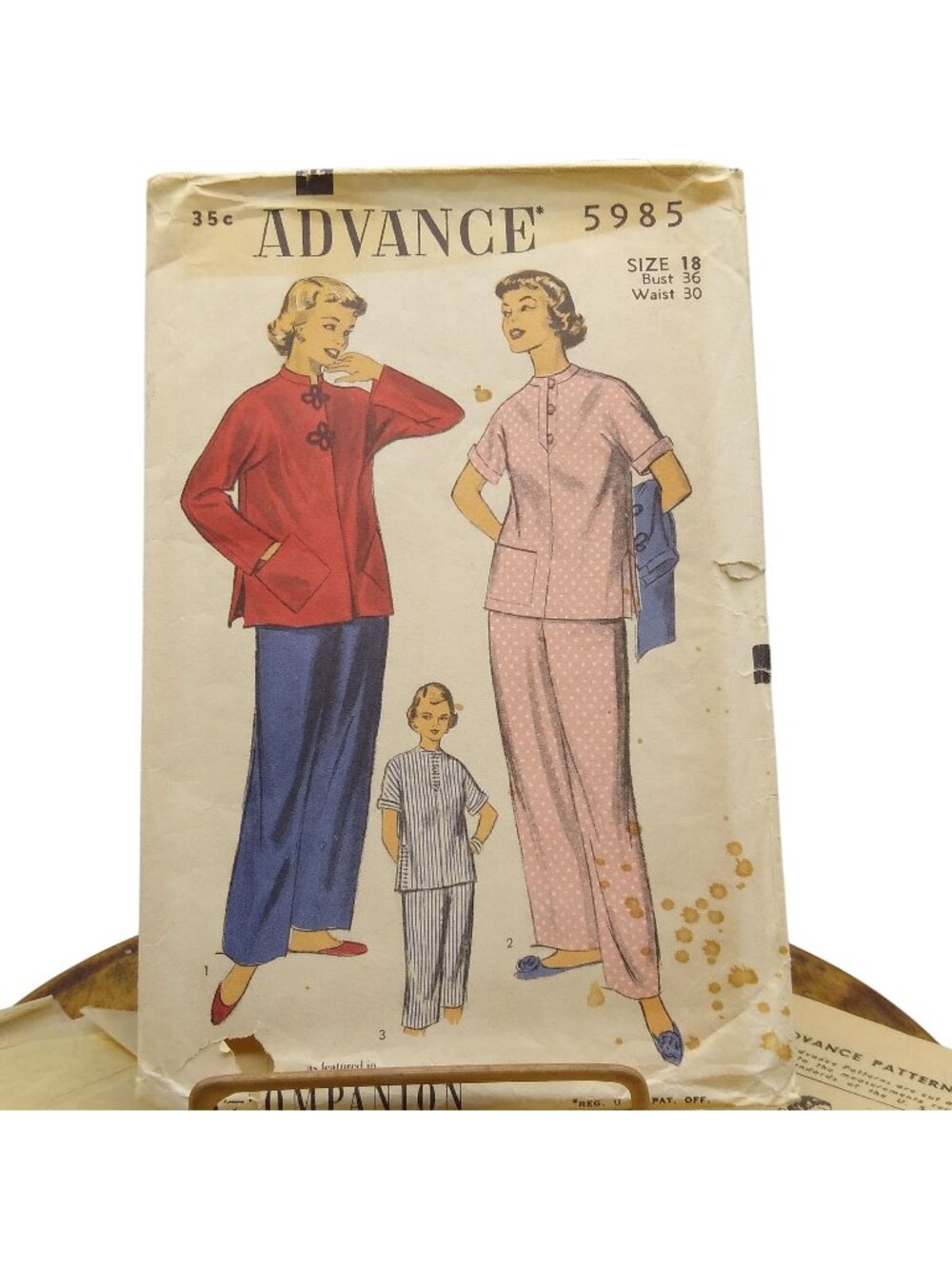 Vintage Sewing PATTERN, Advance 5985, Mid Century Womens 1951 Pajamas and Coolie